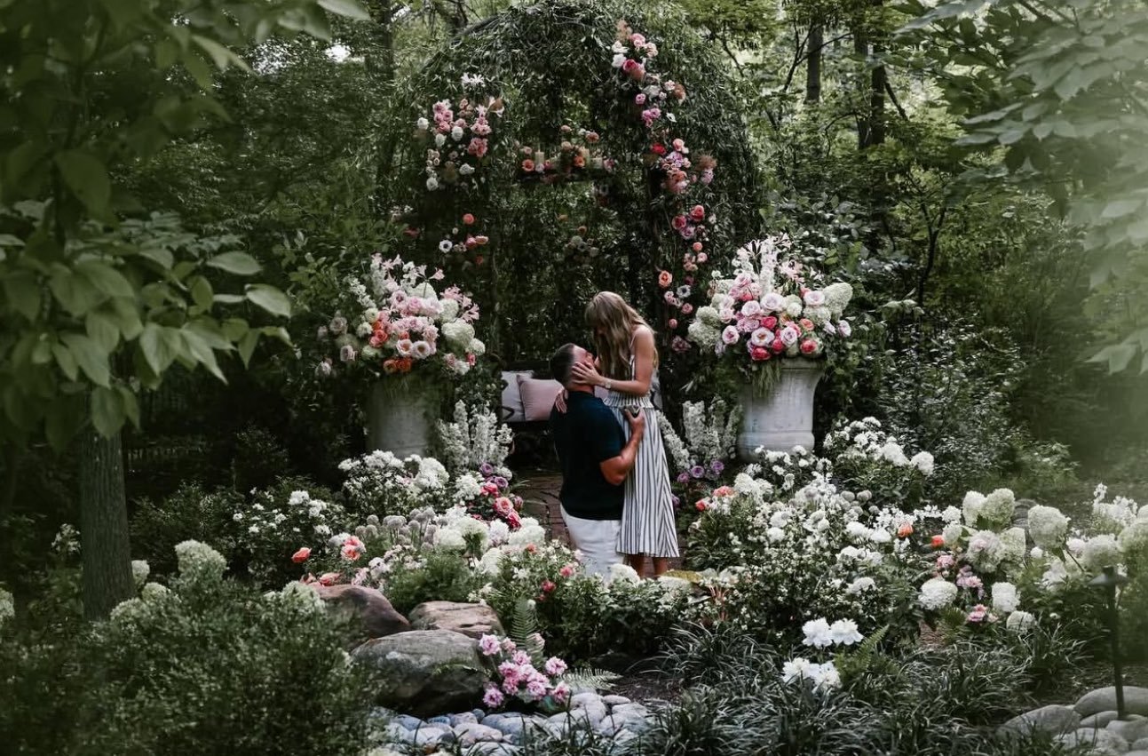 15 Hilarious Memes About Taylor Swift's Engagement That Everyone's Sharing