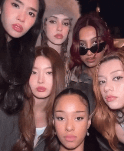 Katseye Judging You Katseye Staring GIF