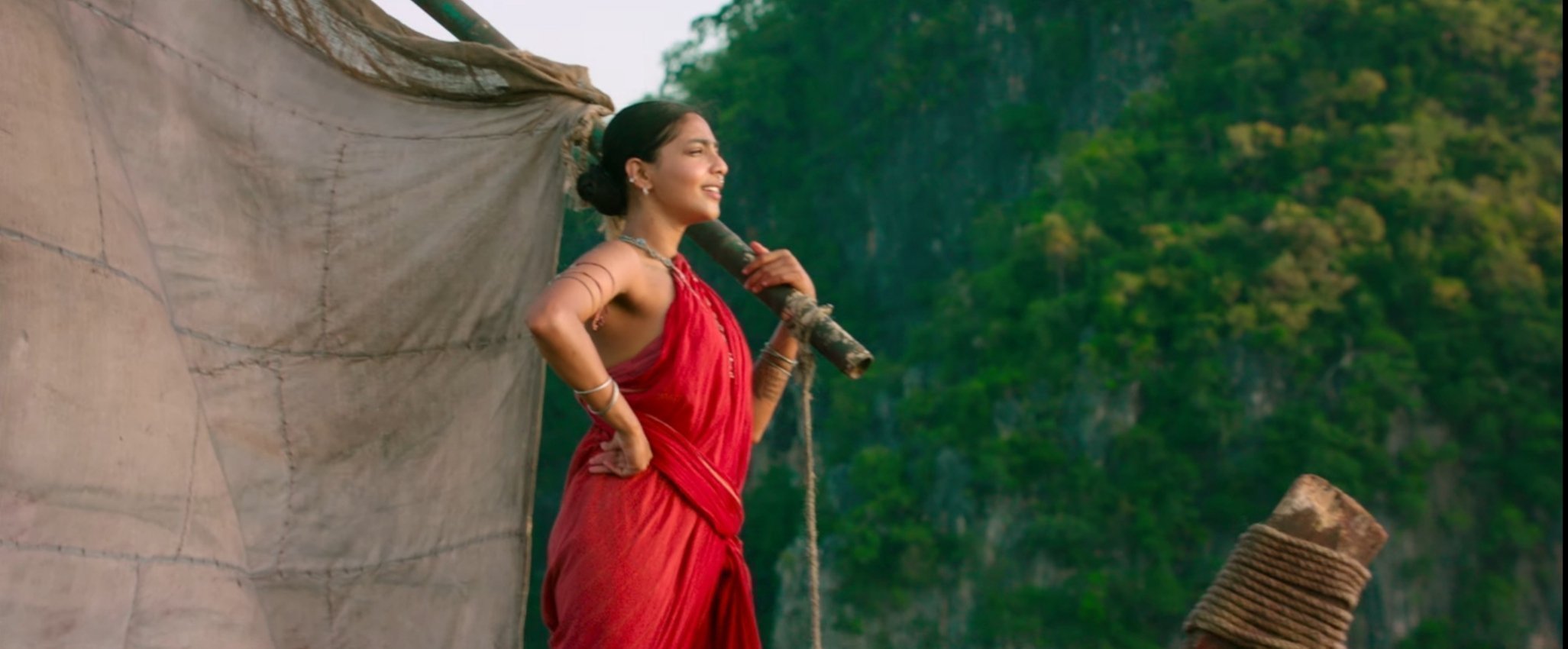 Aishwarya Lekshmi Memes Template