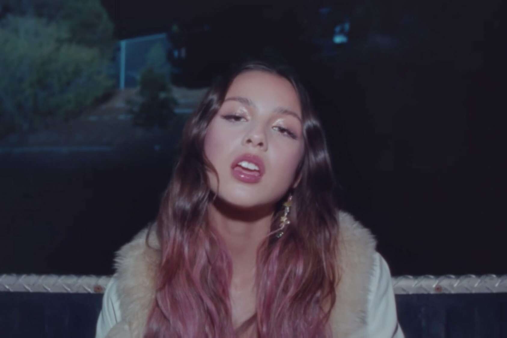 Olivia Rodrigo Template