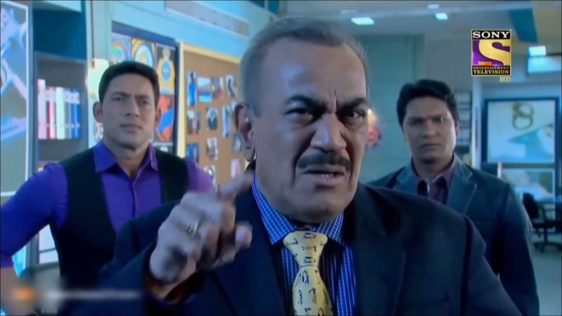 Kuch To Gadbad Hai Daya Meme Download