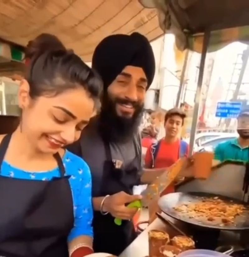 Kulhad Pizza Viral Video Meme Download