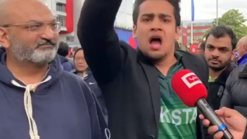 O Bhai Maro Mujhe Maro Meme Video Download