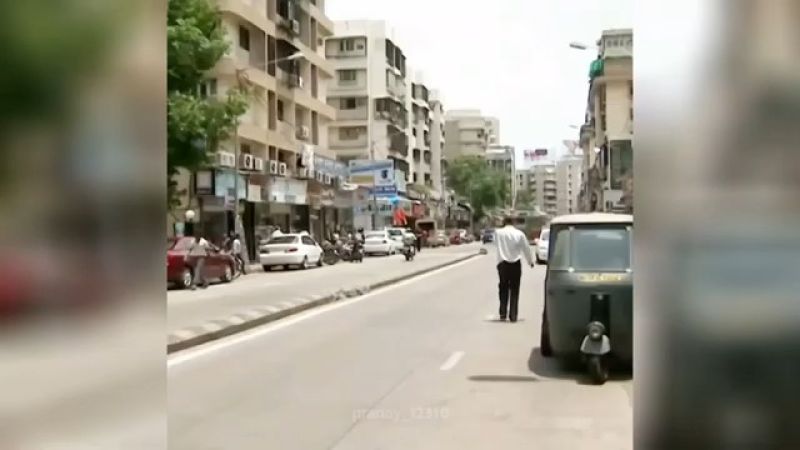 Daya and Sachin Walking Meme Template Download