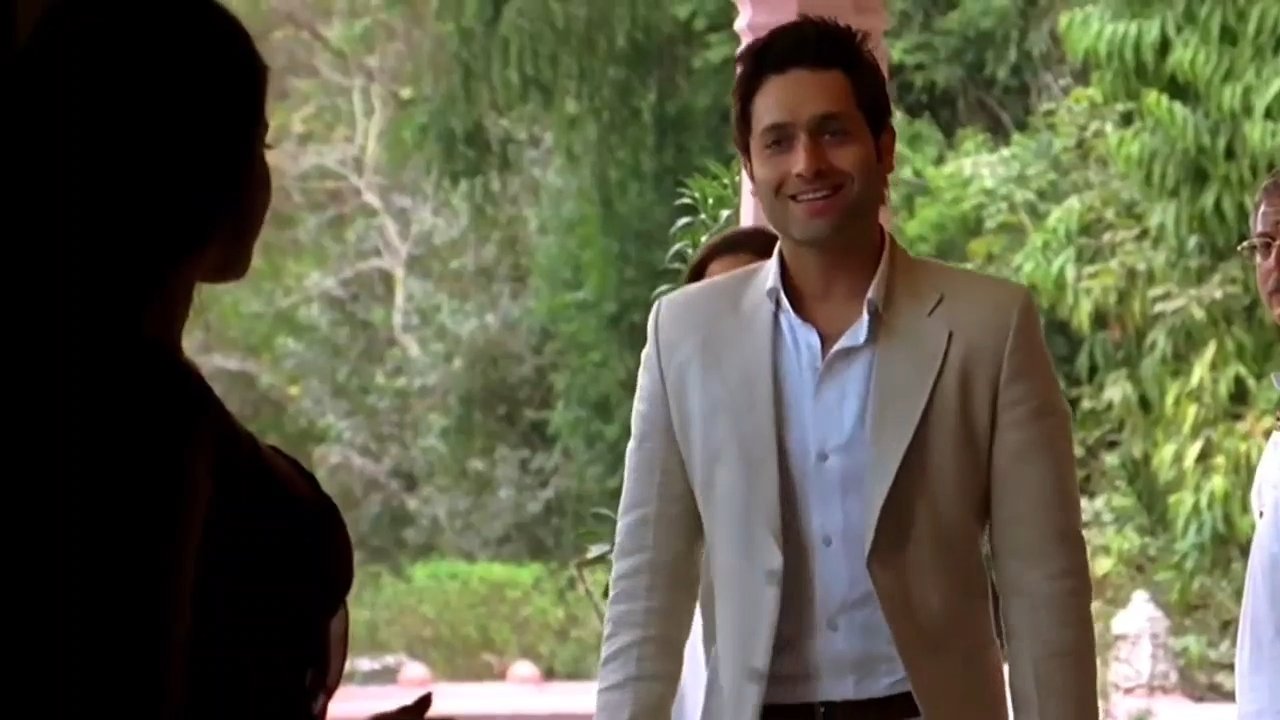 Shiney Ahuja Kitni Badi Ho Gayi Ho Meme Download