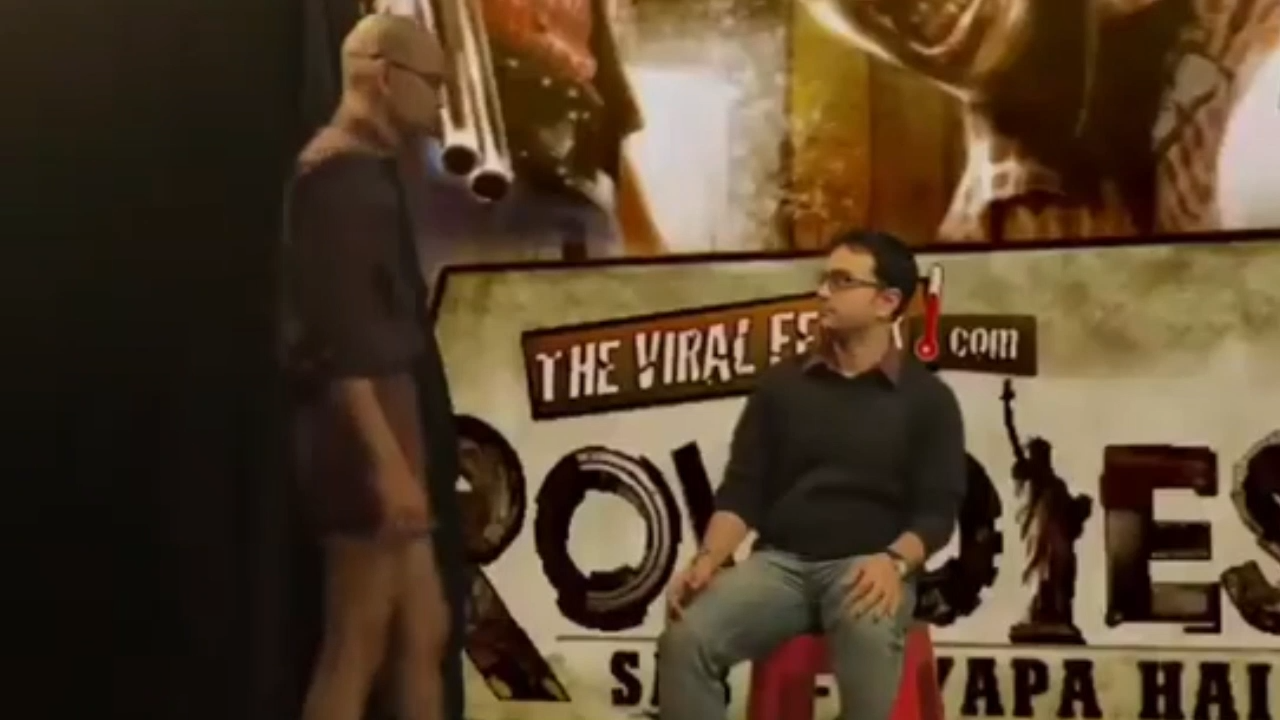 Nikal Yahan Se Nikal Meme Download