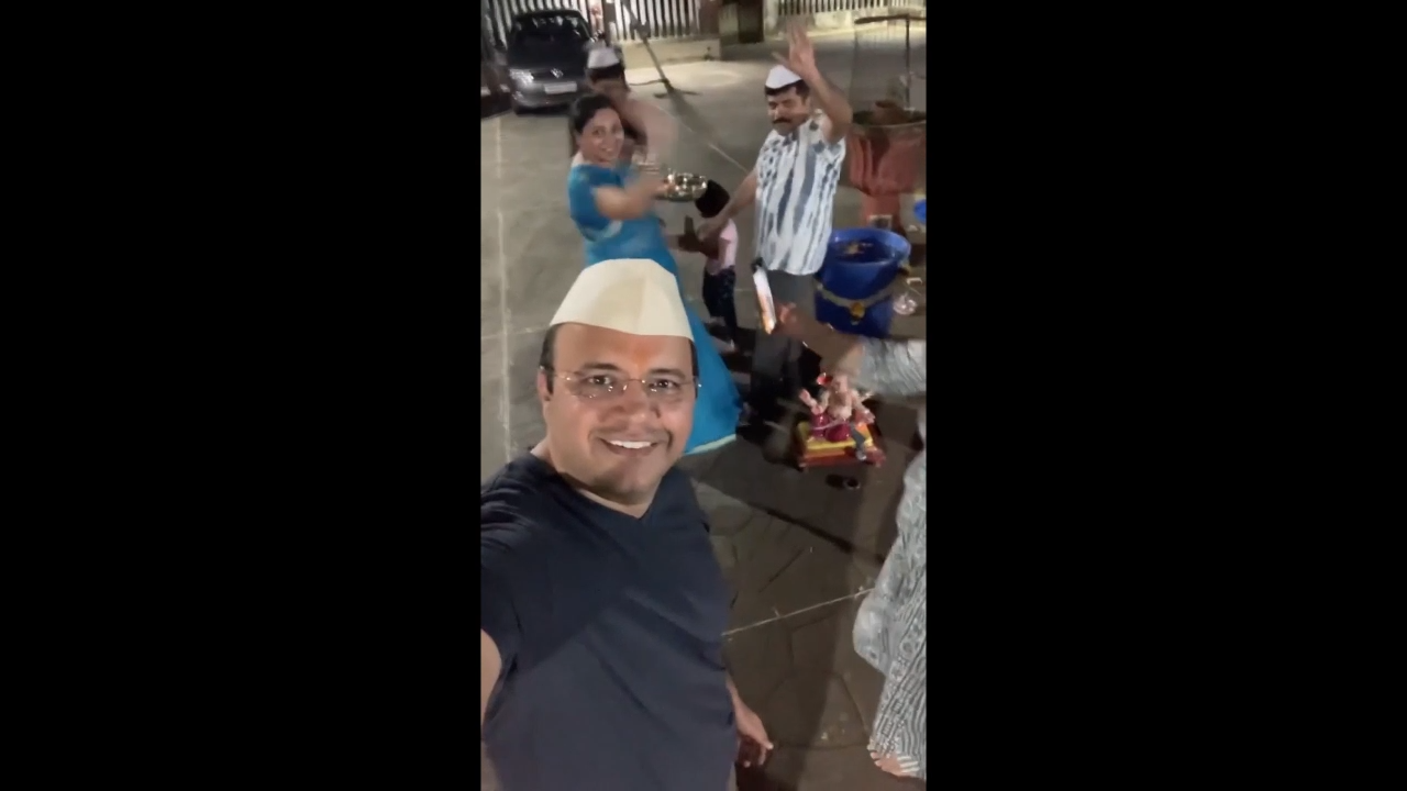 Bhide Dancing Meme Download