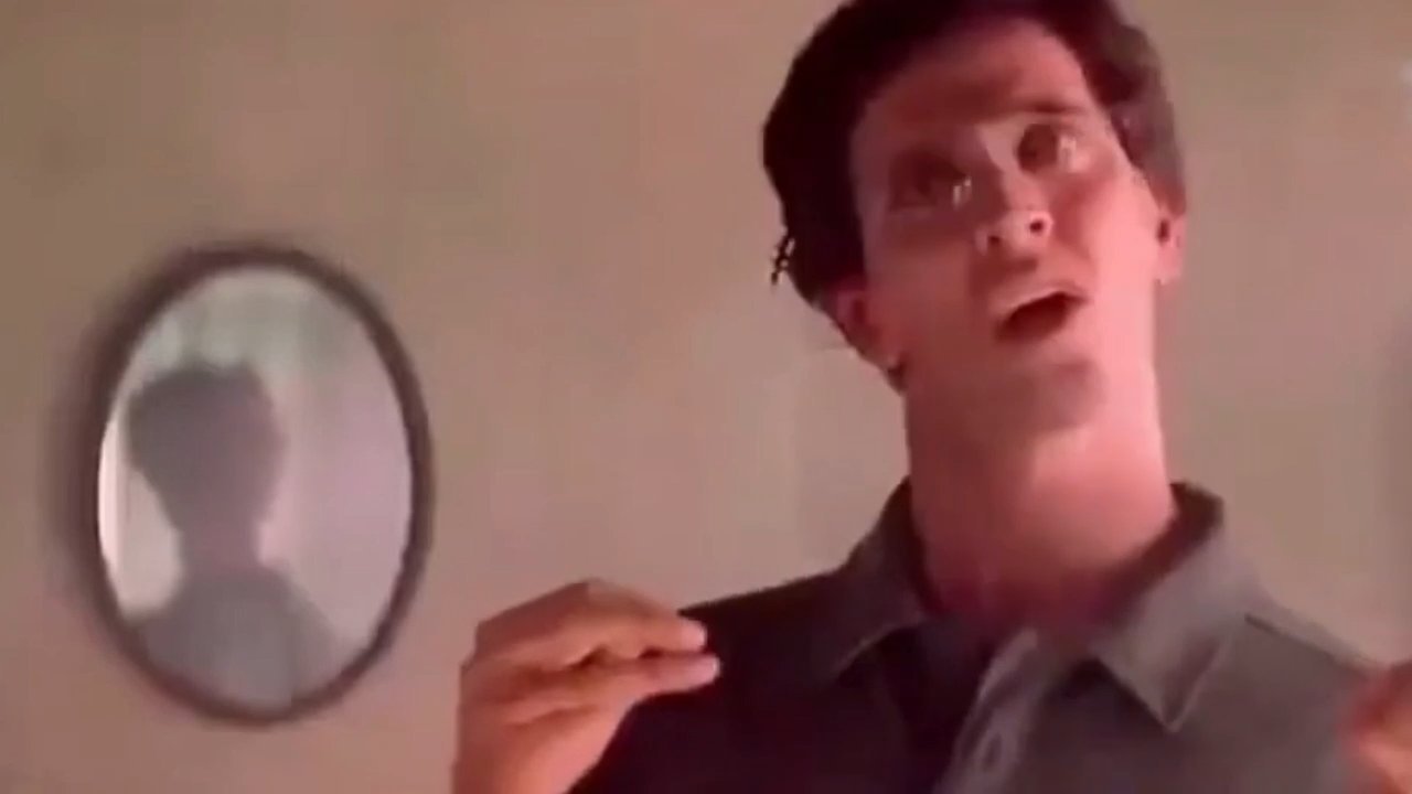 Mujhe Kuch Dikhai Nahi De Raha Maa Meme Download