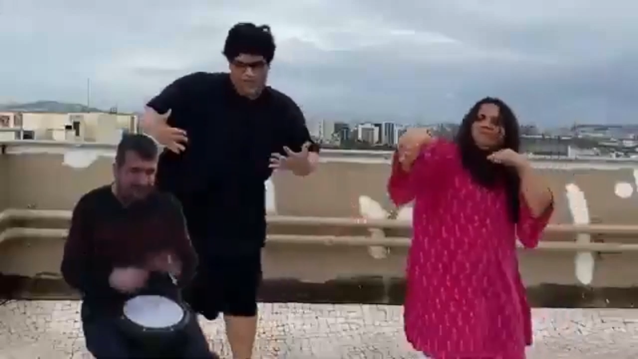 Tanmay Bhatt Dancing Meme Download